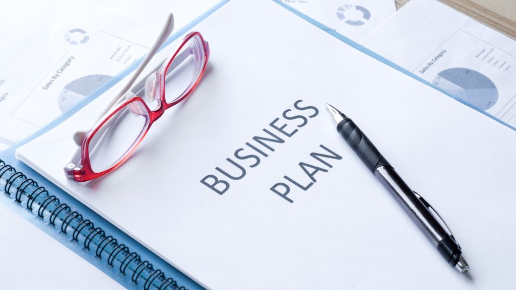 Buat business plan yang baik sebelum mulai bisnis